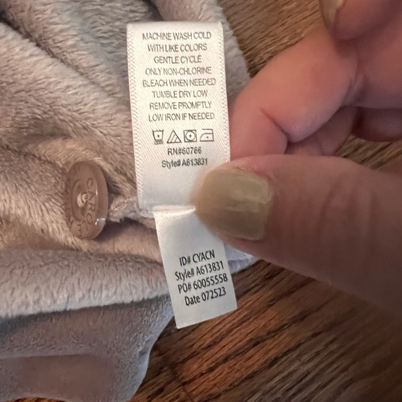 Carole Hochman Rolled Collar Two-Piece Lounge Set
Taupe/Light Rose, Size Large - Picture 6 of 12